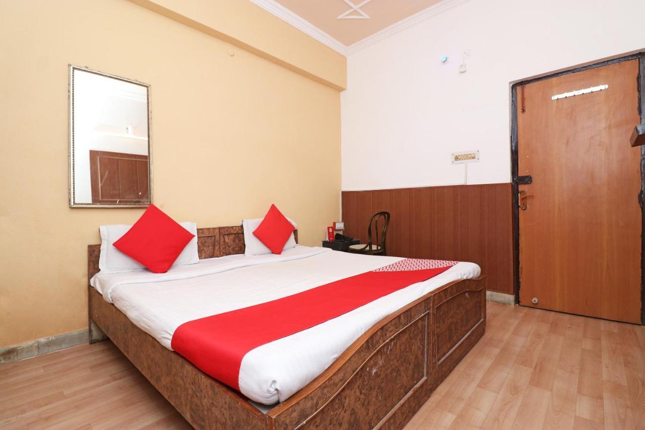 OYO 8379 Hotel Kamal Lucknow Exterior foto